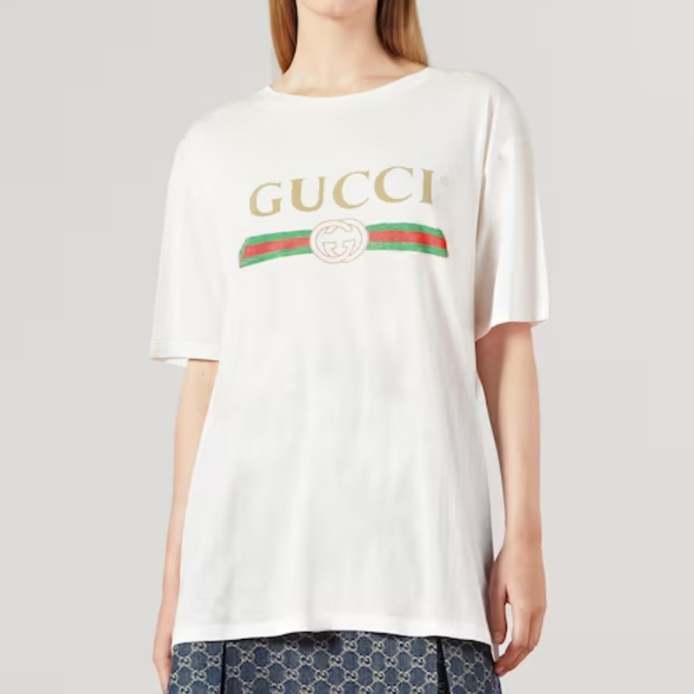 OVERSIZE T-SHIRT WITH GUCCI LOGO - Picture 4 of 14